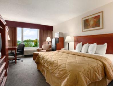 Baymont Inn & Suites Clearwater Cameră foto